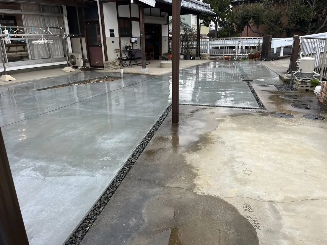 土間コンクリートの施工を行いました。